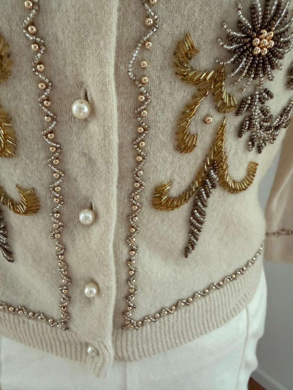 Embroidered Pearl-Button Crewneck Sweater - Picture 4 of 9